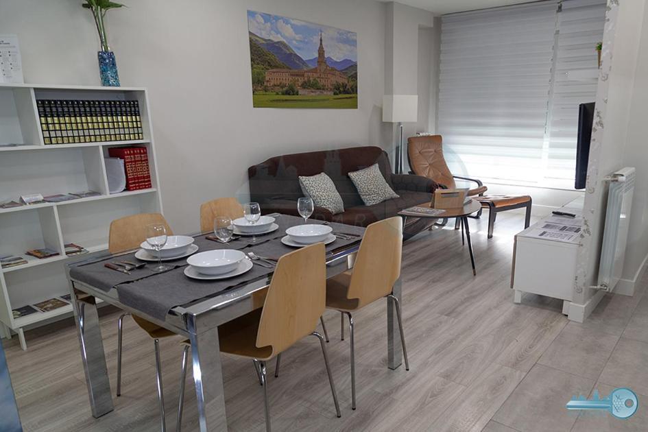 Apartment Muy Centrico Y Diseno Moderno 7' Laurel Vivienda De Uso Turistico Logrono Exterior photo